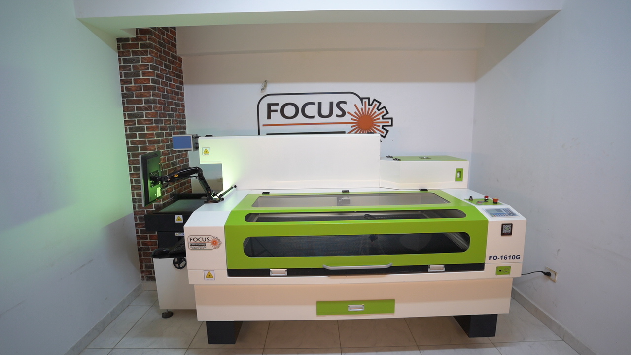ماكينة ليزر فوكس